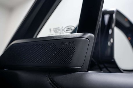 Land Rover Range Rover 3.0 D350 MHEV Autobiography SUV 5dr Diesel Auto 4WD Euro 6 (s/s) (LWB, 7Sea 27