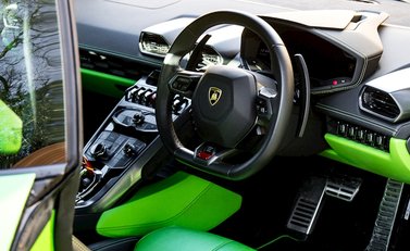 Lamborghini Huracan LP 610-4 11