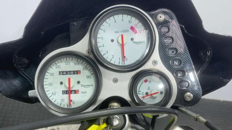 Triumph Speed Triple 855 1997 34K RUNNING PROJECT BIKE SPARES OR REPAIR NAKED BIKE 18