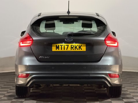 Ford Focus ST-LINE TDCI 7