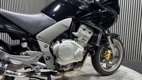 Honda CB 2010 ONLY 30K FUEL EXHAUSTS FULL LUGGAGE 1000CC TOURER 16