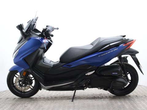 Honda Forza 350 NSS 350 A-R 8
