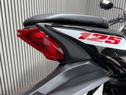 Suzuki GSX-S GSX 125 S 2024 ONLY 1K STUNNING 15BHP LEARNER 125CC SPORT 30