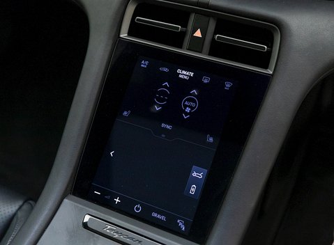 Porsche Taycan 4 Cross Turismo 22