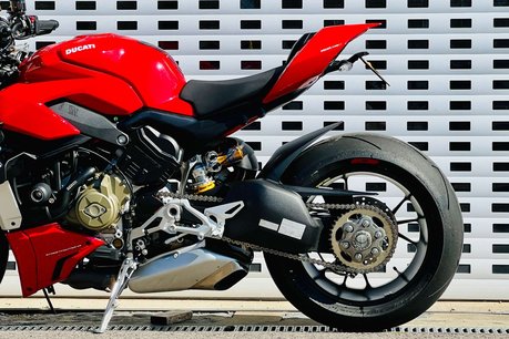 Ducati Streetfighter V4 Streetfighter V4 S 28