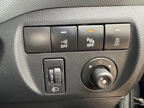 Citroen Berlingo 1.6 BlueHDi 625 Enterprise Panel Van 5dr Diesel Manual L1 (112 g/km, 75 bhp 28