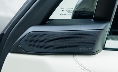 Land Rover Range Rover P510e First Edition 29