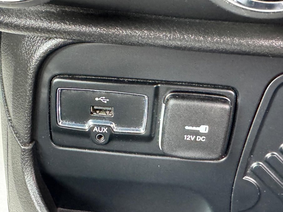 2018 Jeep Renegade — image 28