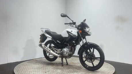 Yamaha YBR 125 2016 ONLY 6K GOOD LOOKING PROJECT BIKE SPARES OR REPAIR 125CC LEARNER 3
