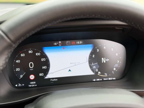 Volvo XC40 1.5 XC40 Momentum Core T2 5dr 40