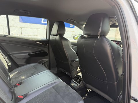 Volkswagen Id.4 Pure 52kWh Life Auto 5dr 42