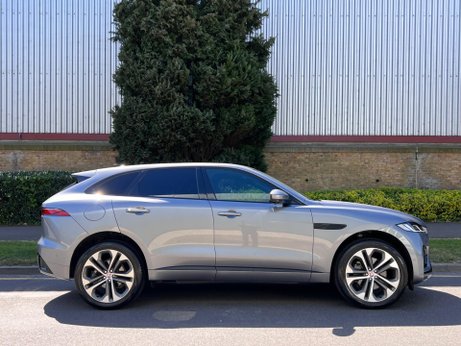 Jaguar F-Pace 2.0 D200 MHEV R-Dynamic HSE Auto AWD Euro 6 (s/s) 5dr 3