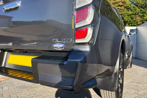 Isuzu D-Max DL40 4x4 Extended Cab 2.2 Automatic Pickup - In Stock! 24