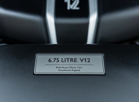 Rolls-Royce Cullinan Black Badge 44