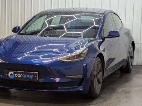 Tesla Model 3 Model 3 Long Range AWD 4WD 4dr 19