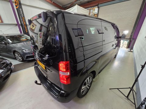 Peugeot Traveller 2.0 BlueHDi Allure Standard MPV MWB Euro 6 (s/s) 5dr (SNav) 2
