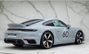 Porsche 911 (992) Sport Classic 3