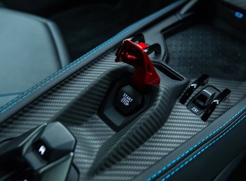 Lamborghini Revuelto 23