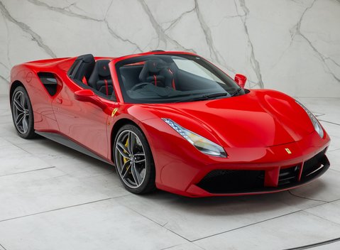 Ferrari 488 SPIDER 14