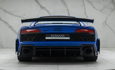 Audi R8 GT 8