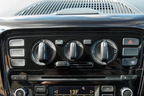 Volkswagen Up MOVE UP 28