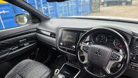 Mitsubishi Outlander 2.4h TwinMotor 13.8kWh Exceed SUV 5dr Petrol Plug-in Hybrid CVT 4WD Euro 6  5