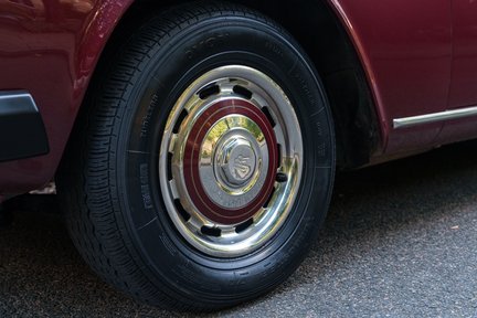 Rolls-Royce Silver Shadow II 9