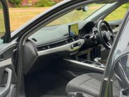 Audi A4 AVANT TFSI TECHNIK MHEV 8