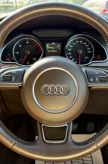 Audi A5 3.0 TDI QUATTRO SE - £9K OPTIONS LIST - 9 SERVICES -RARE COLOUR COMBO 