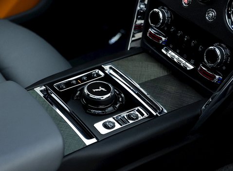 Rolls-Royce Cullinan 21