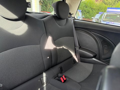 Mini Hatch 1.6 One Euro 5 3dr 15