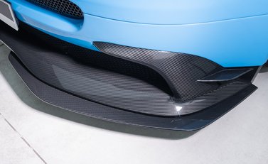 Aston Martin Vantage GT8 28