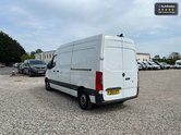 Mercedes-Benz Sprinter MWB L2H3 High Roof CDi FWD Cruise Control EURO 6 NO VAT 8