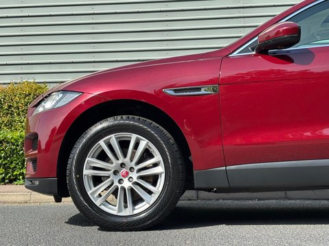 Jaguar F-Pace PORTFOLIO AWD 9