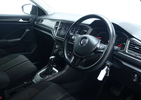 Volkswagen T-Roc 1.5 TSI GPF EVO SE SUV 5dr Petrol DSG Euro 6 (s/s) (150 ps) 41