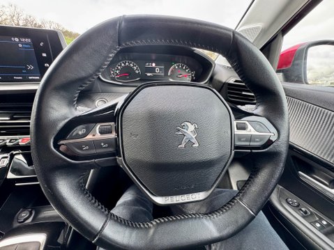 Peugeot 208 PURETECH ALLURE S/S 21