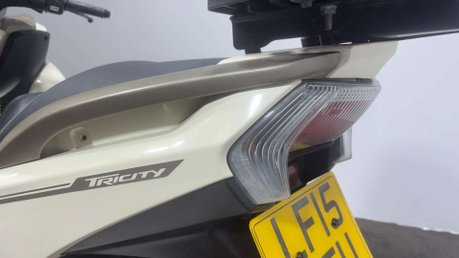 Yamaha Tricity 125 2015 3 WHEELER TRIKE 125CC PROJECT BIKE SPARES OR REPAIR LEARNER 23