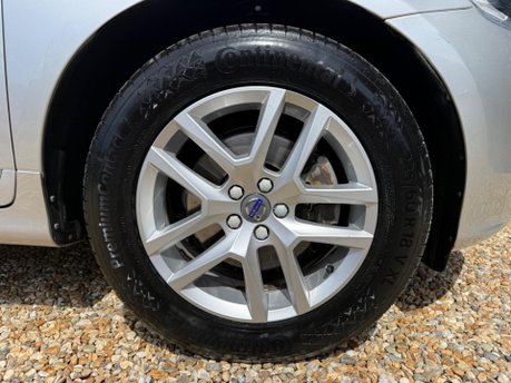 Volvo XC60 2.4 D5 SE Lux Nav Auto AWD Euro 6 (s/s) 5dr 12