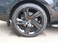 Land Rover Discovery R-DYNAMIC HSE MHEV 7 seater genuine Land Rover seats  12