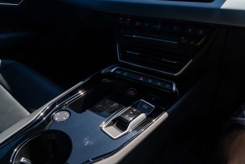 Audi E-Tron GT e-tron GT Quattro 4WD 4dr 17