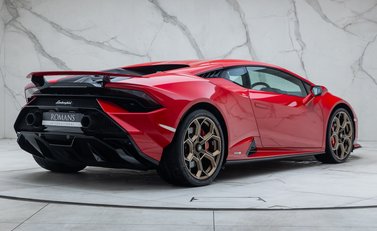 Lamborghini Huracan TECNICA 6