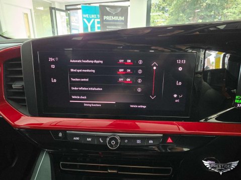 Vauxhall Mokka Electric 50kWh SRi Premium Auto 5dr 82
