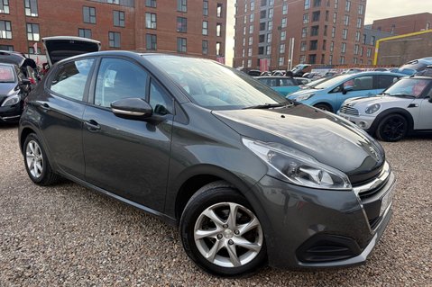 Peugeot 208 PURETECH ACTIVE.. 6 SERVICES.. 1 PREVIOUS KEEPER.. £20 ROAD TAX  18