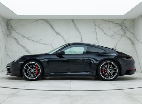 Porsche 911 Carrera 4S (992) 2