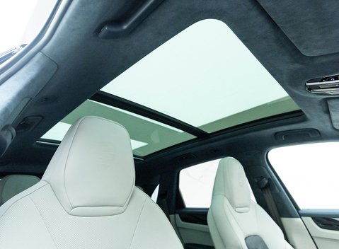 Porsche Cayenne Turbo S E-Hybrid 11