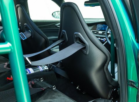 Alfa Romeo Giulia GTAm 21