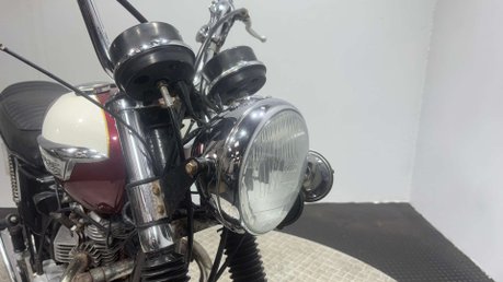 Triumph Bonneville 650 1973 GOOD RUNNING PROJECT BIKE CLASSIC BARN FIND 650CC 23