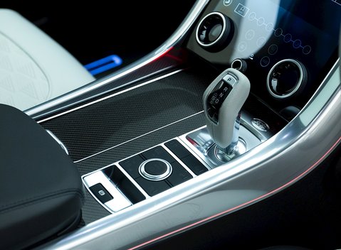 Land Rover Range Rover Sport 5.0 SVR Carbon Edition 21
