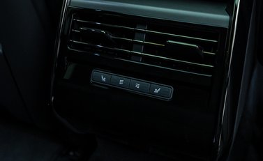 Land Rover Range Rover Sport D250 Edition 26