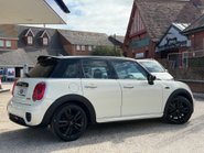 Mini Hatch COOPER 2